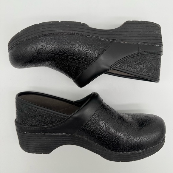 Dansko LT Professional Floral Tooled Black Leather Clogs Size EU 41/US 10.5-11 - Picture 7 of 12
